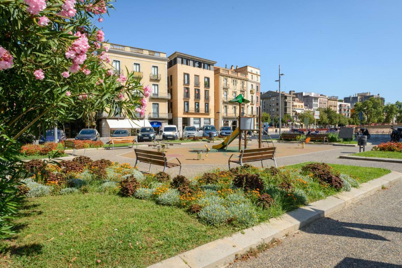 Apg Placa Catalunya ชีโรนา ภายนอก รูปภาพ